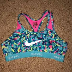 Nike Pro Sports Bra